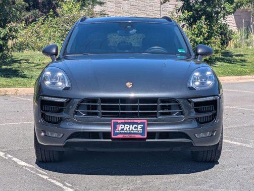 Volcano Grey Metallic 2017 Porsche Macan Macan GTS