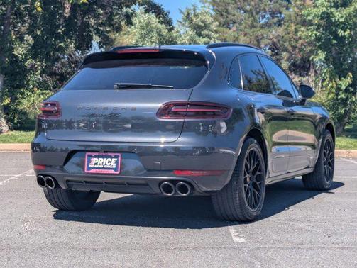 Volcano Grey Metallic 2017 Porsche Macan Macan GTS
