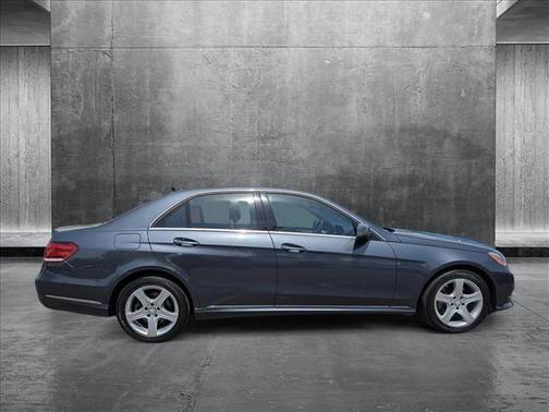 2016 Mercedes-Benz E-Class 4MATIC