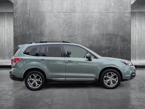 2017 Subaru Forester 2.5i Touring