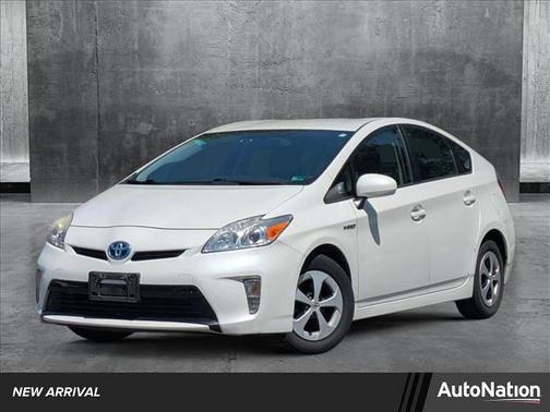 2014 Toyota Prius Three