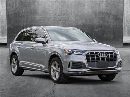 2022 Audi Q7 45 Premium