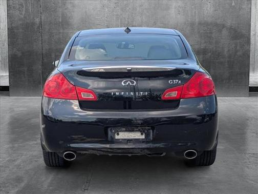 2009 INFINITI G37x Base