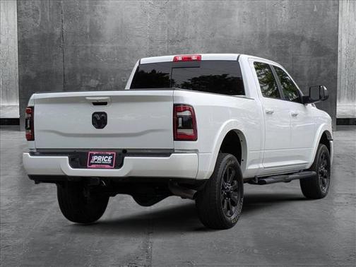 2019 RAM 2500 Laramie Crew Cab 4x4 6'4' Box