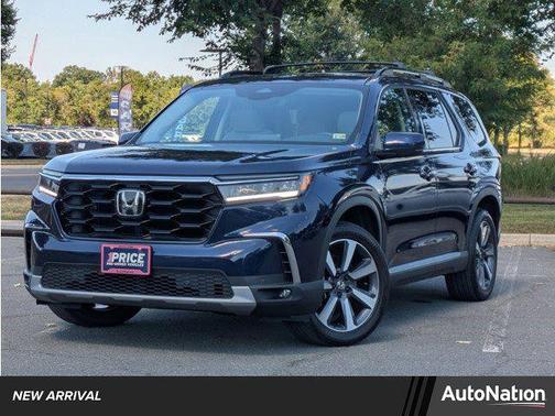 2023 Honda Pilot Touring 8-Passenger