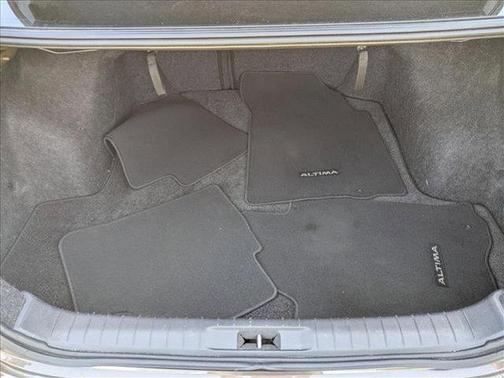 Java Metallic 2016 Nissan Altima 2.5 SV