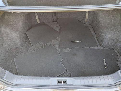 Java Metallic 2016 Nissan Altima 2.5 SV