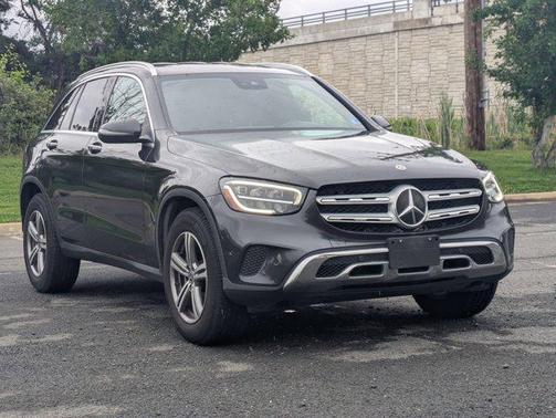 Graphite Grey Metallic 2022 Mercedes-Benz GLC 300 Base