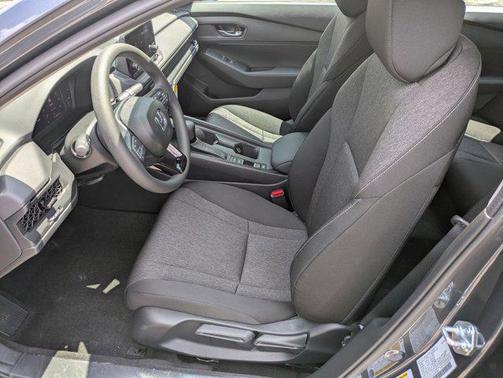 2025 Honda Accord LX 1.5T