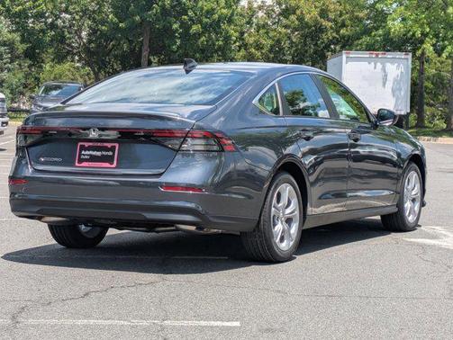 2025 Honda Accord LX 1.5T