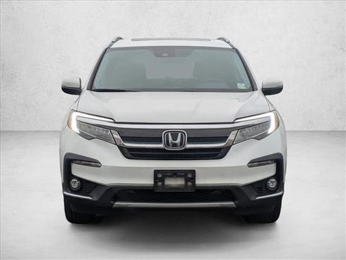 2022 Honda Pilot Touring 8-Passenger