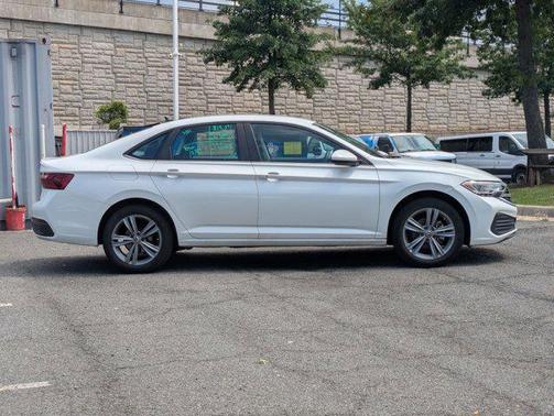 2023 Volkswagen Jetta 1.5T SE