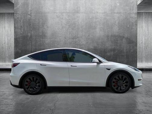 2023 Tesla Model Y Performance Dual Motor All-Wheel Drive