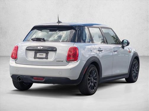 2016 MINI Hardtop Cooper