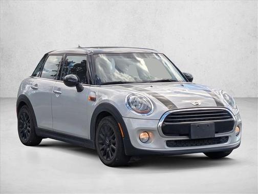 2016 MINI Hardtop Cooper