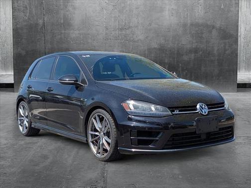 2017 Volkswagen Golf R 4-Door w/DCC & Navigation