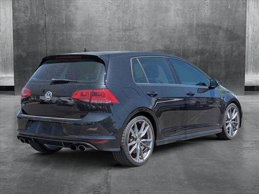 2017 Volkswagen Golf R 4-Door w/DCC & Navigation