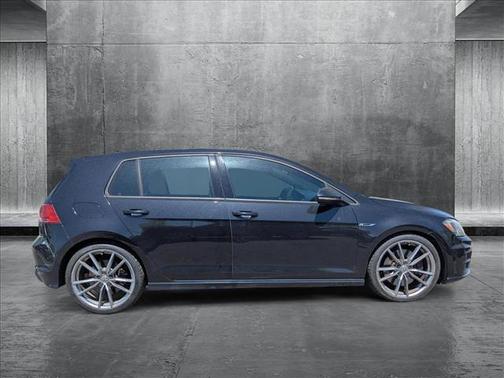 2017 Volkswagen Golf R 4-Door w/DCC & Navigation