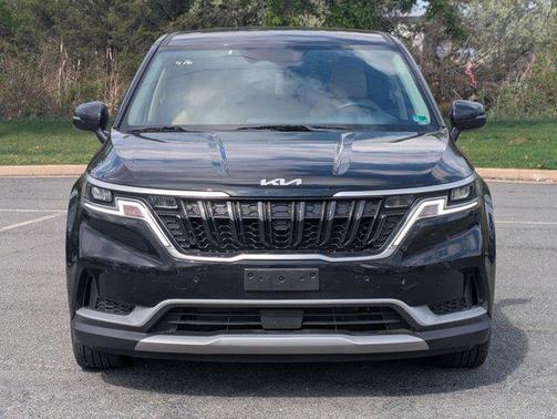 Aurora Black Pearl 2024 Kia Carnival EX