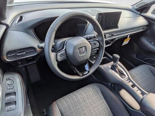 Platinum White Pearl 2026 Honda HR-V AWD Sport