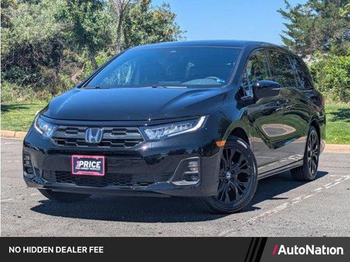 Crystal Black Pearl 2026 Honda Odyssey Sport-L