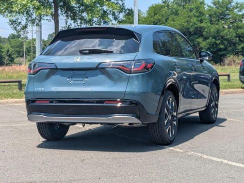 Nordic Forest Pearl 2027 Honda HR-V EX-L