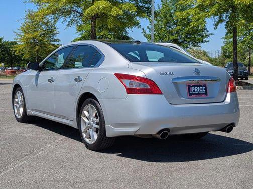 2011 Nissan Maxima SV