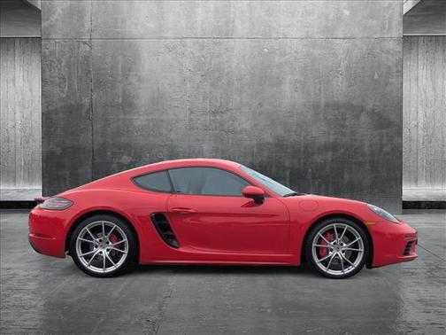 2018 Porsche 718 Cayman S