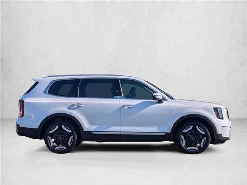 Glacial White Pearl 2025 Kia Telluride S