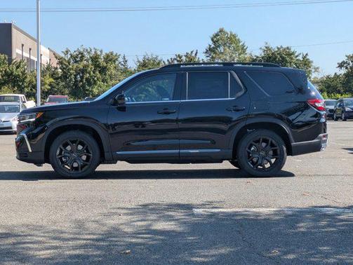 2025 Honda Pilot Touring 8-Passenger