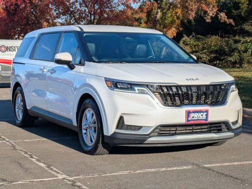 2022 Kia Carnival LXS