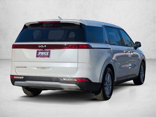 2022 Kia Carnival LXS