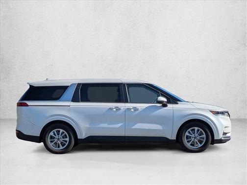 2022 Kia Carnival LXS