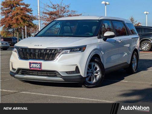 2022 Kia Carnival LXS