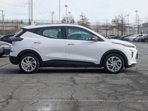 2023 Chevrolet Bolt EUV FWD LT
