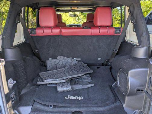 2013 Jeep Wrangler Unlimited Rubicon