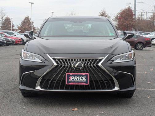 2024 Lexus ES 300h Luxury