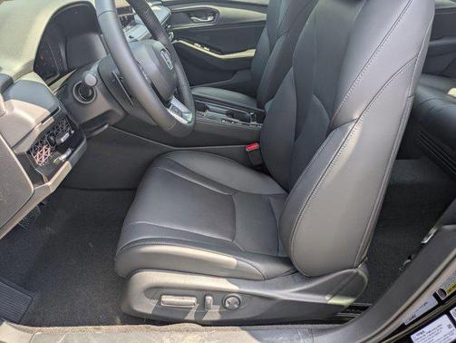 Crystal Black Pearl 2026 Honda Accord Hybrid Touring