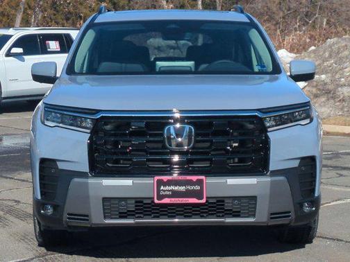 2026 Honda Pilot Touring 8-Passenger