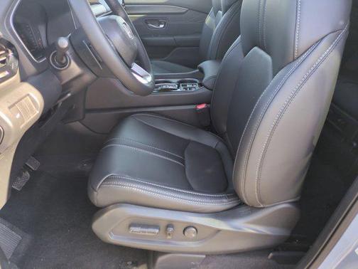 2026 Honda Pilot Touring 8-Passenger