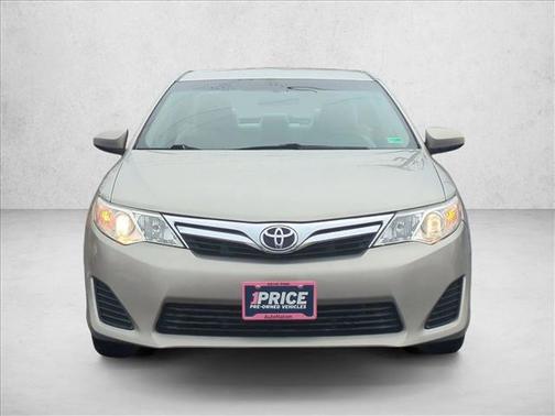 2014 Toyota Camry LE