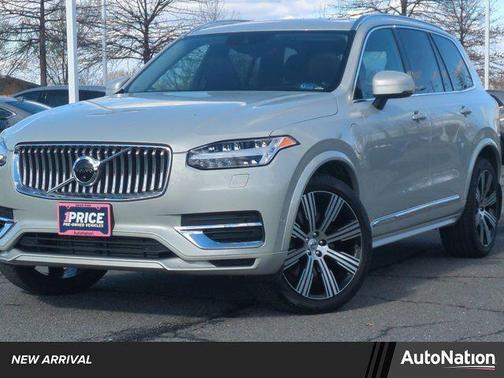 2022 Volvo XC90 Recharge Plug-In Hybrid T8 Inscription 6 Passenger