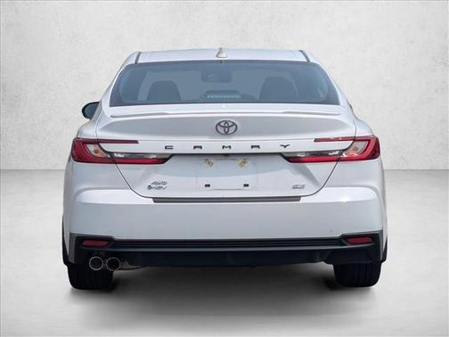 Ice Cap 2025 Toyota Camry SE