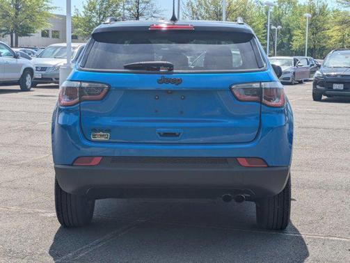 Laser Blue Pearlcoat 2019 Jeep Compass Latitude