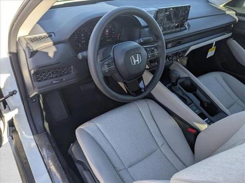 2025 Honda Accord LX 1.5T