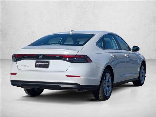 2025 Honda Accord LX 1.5T