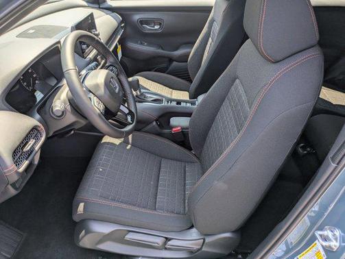 2025 Honda HR-V AWD Sport