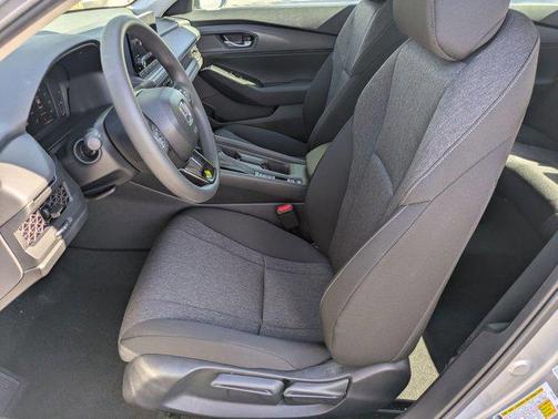 2025 Honda Accord LX 1.5T