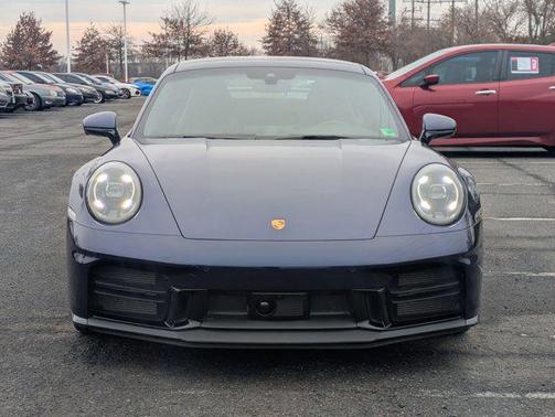 2025 Porsche 911 Carrera