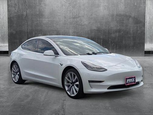 2019 Tesla Model 3 Long Range